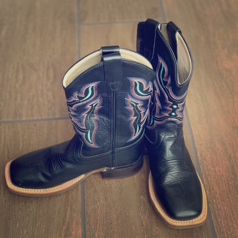 Old West black boots
